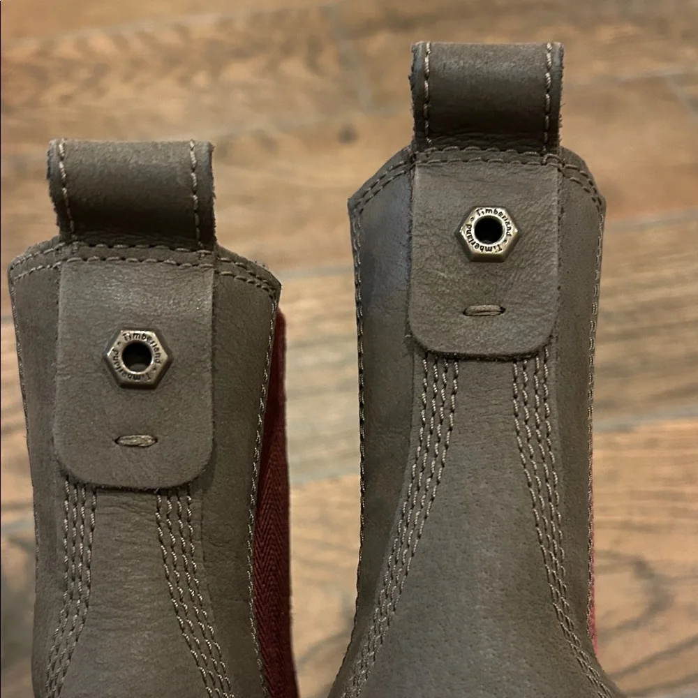Timberland / Women's Olive Chelsea Boot with Burgundy Elastic - Picture 7 of 8